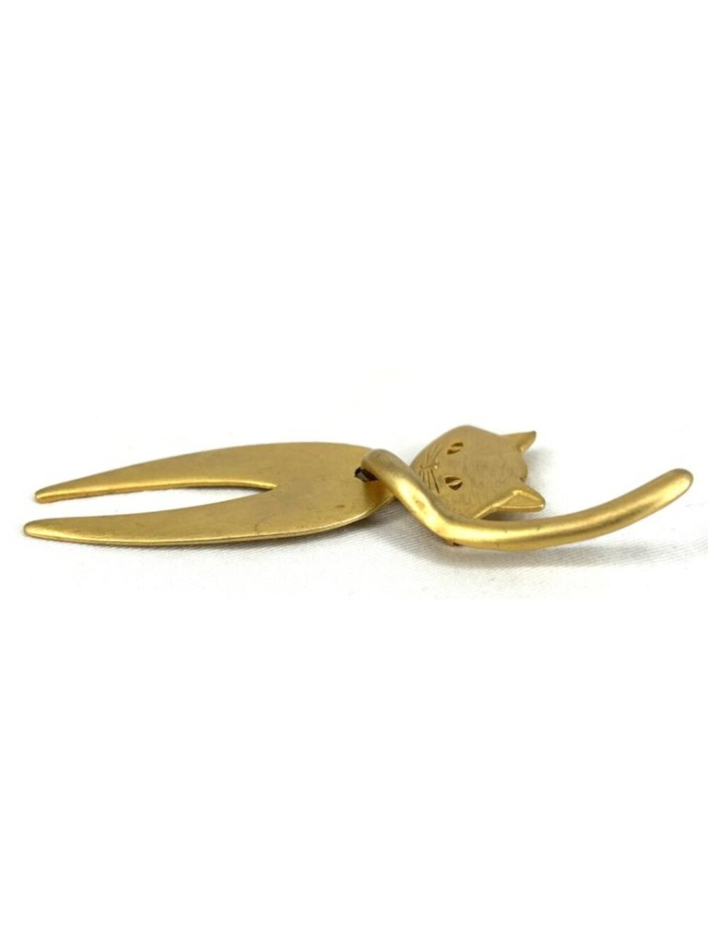JJ Jonette Jewelry Large Cat Brooch Pin Gold Tone Articulated Head Gold Tone 4.5 - Picture 3 of 7